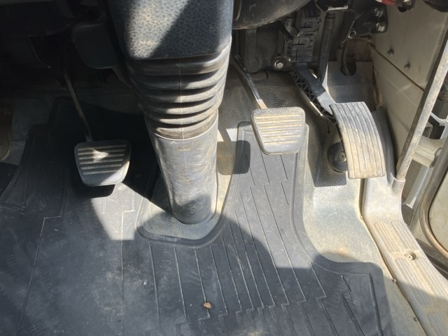 MITSUBISHI CANTER 2012