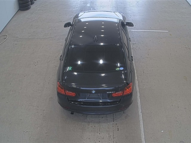 BMW 3 SERIES 2012