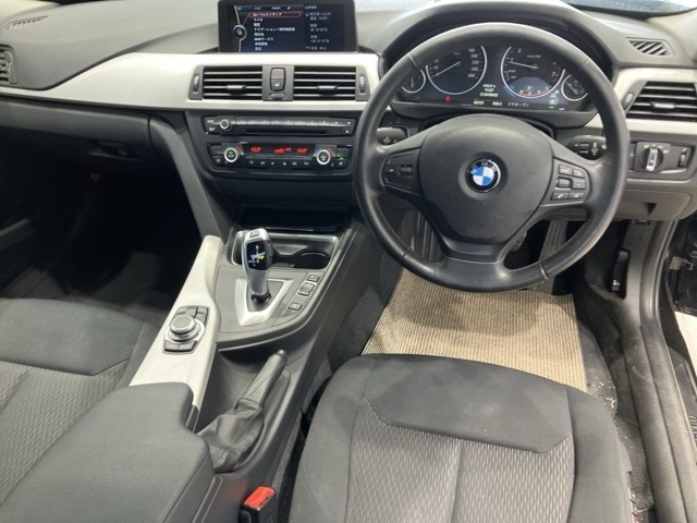 BMW 3 SERIES 2012