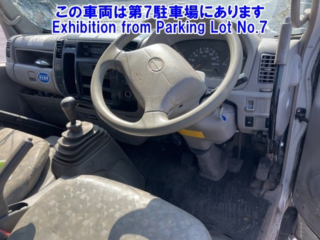 HINO DUTRO 2011