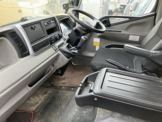 MITSUBISHI CANTER 2018