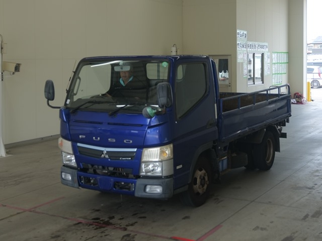 MITSUBISHI CANTER 2016