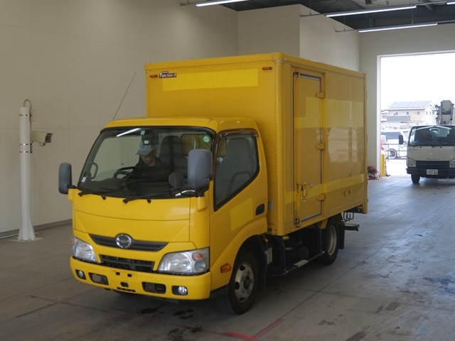 HINO DUTRO 2014