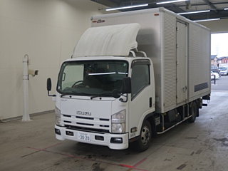 ISUZU ELF 2009