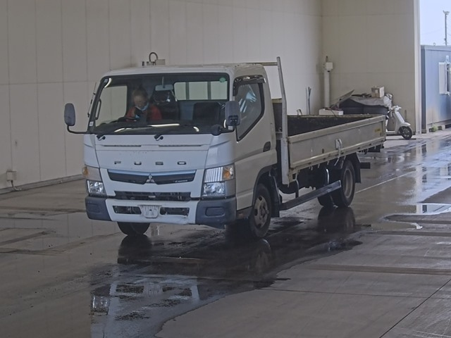MITSUBISHI CANTER 2018