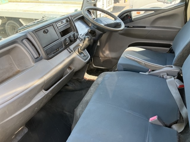 MITSUBISHI CANTER 2012