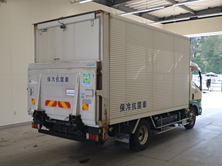 ISUZU ELF 2011