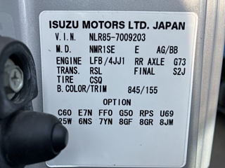 ISUZU ELF 2011