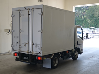 ISUZU ELF 2011
