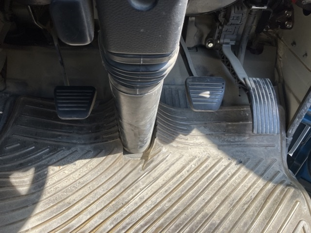 MITSUBISHI CANTER 2016