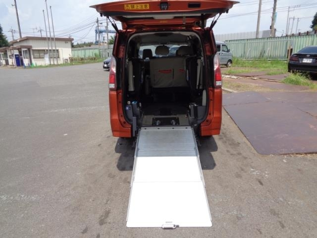 NISSAN SERENA 2020