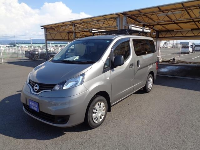 NISSAN NV200 2020