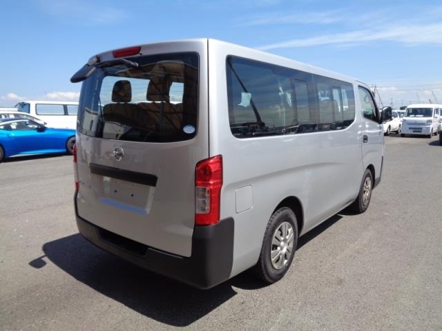 NISSAN CARAVAN 2020