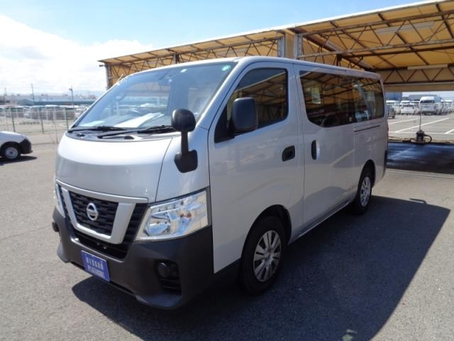 NISSAN CARAVAN 2020