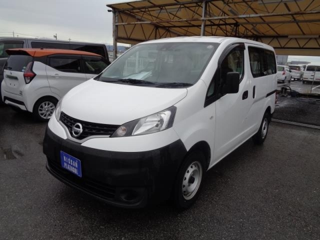 NISSAN NV200 2020