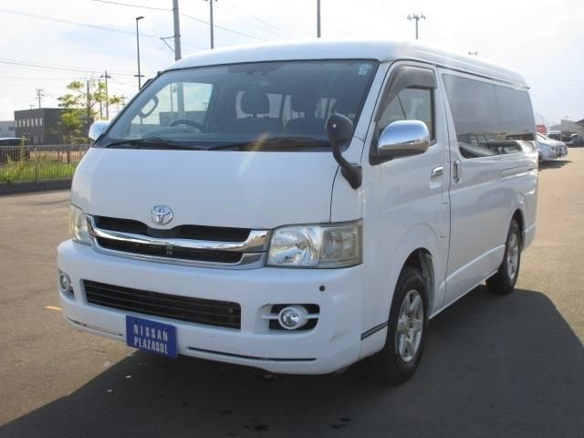 TOYOTA HIACE 2008