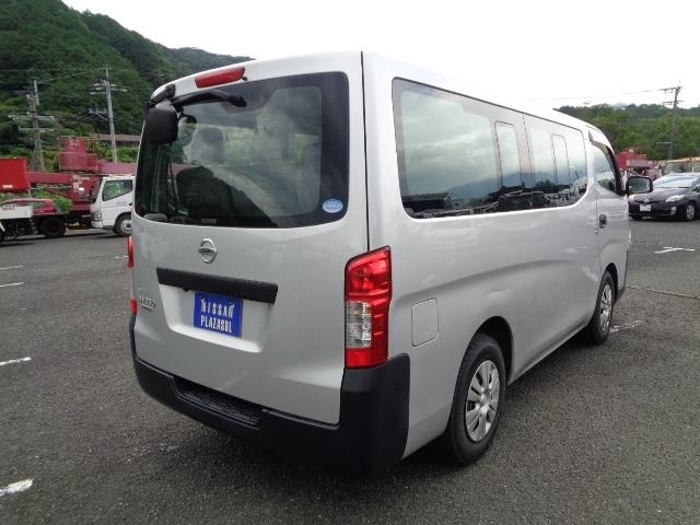 NISSAN CARAVAN 2018