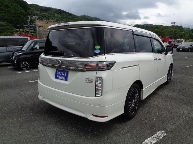 NISSAN ELGRAND 2016