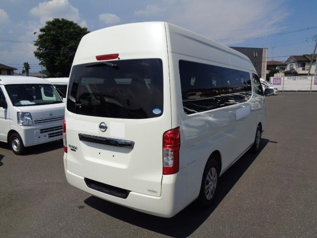 NISSAN CARAVAN 2016