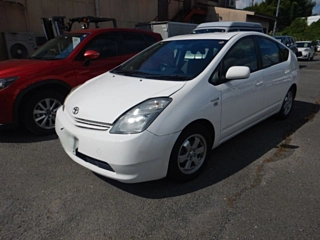 TOYOTA PRIUS 2011