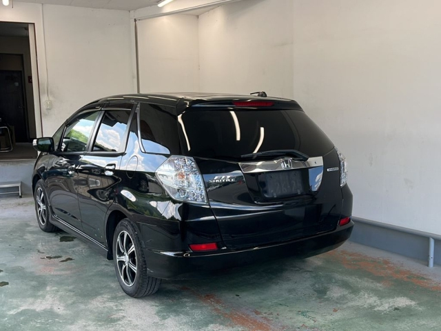HONDA FIT SHUTTLE 2011