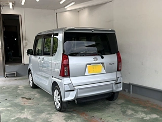 DAIHATSU TANTO 2021