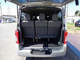 NISSAN CARAVAN 2020