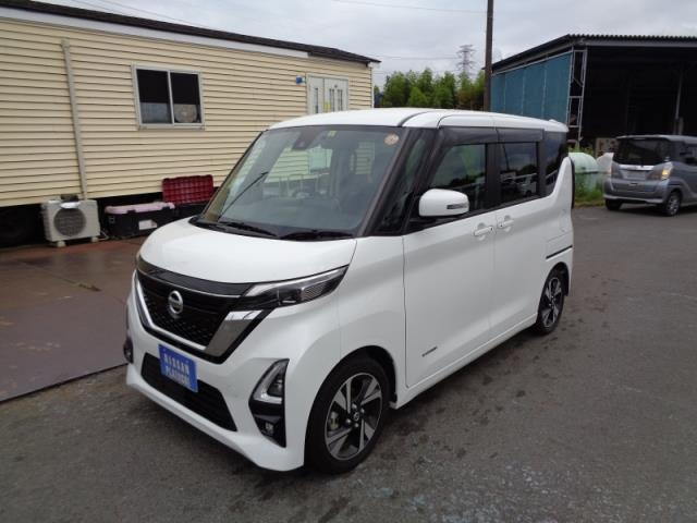 NISSAN ROOX 2023