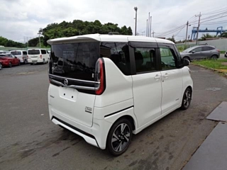 NISSAN ROOX 2023