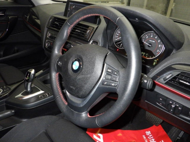 BMW 1 SERIES 2013