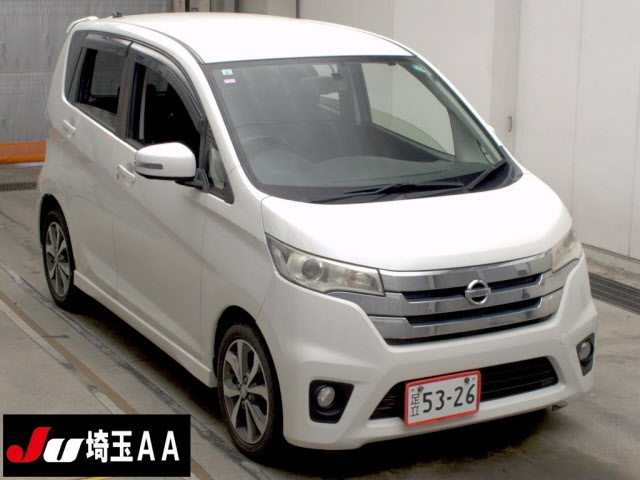 NISSAN DAYZ 2015