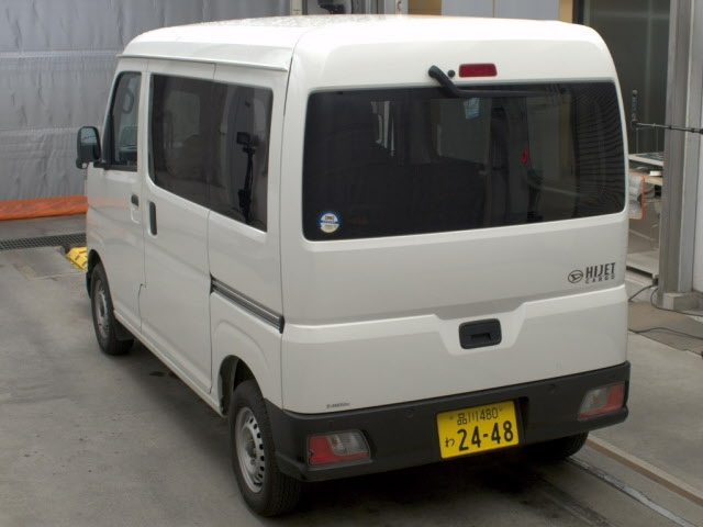 DAIHATSU HIJET VAN 2022
