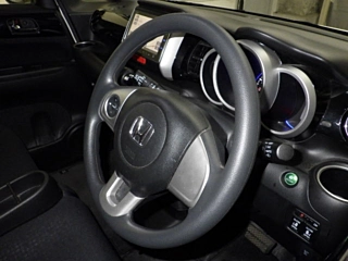 HONDA N BOX 2015