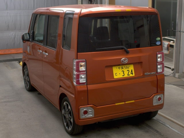 DAIHATSU WAKE 2018
