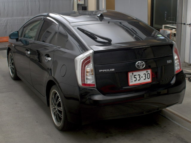 TOYOTA PRIUS 2012