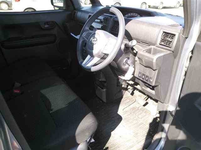 TOYOTA PIXIS MEGA 2016