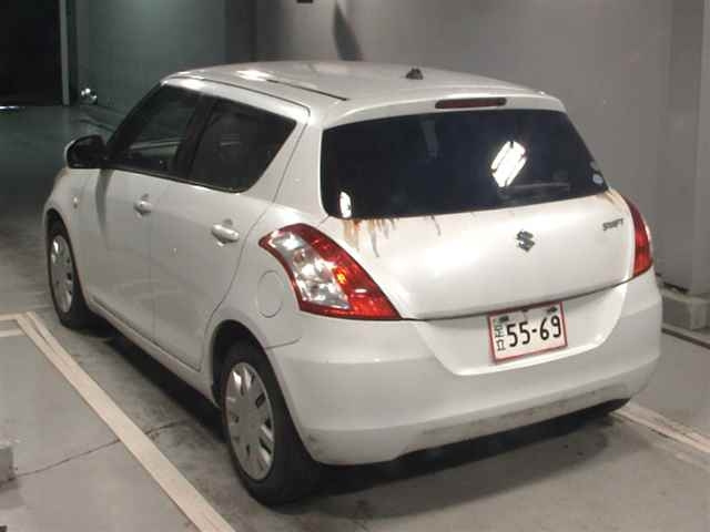 SUZUKI SWIFT 2010