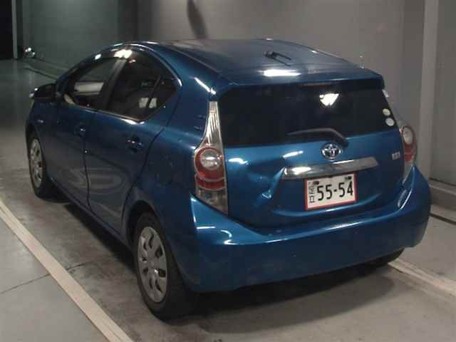 TOYOTA AQUA 2012
