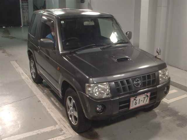 NISSAN KIX 2009