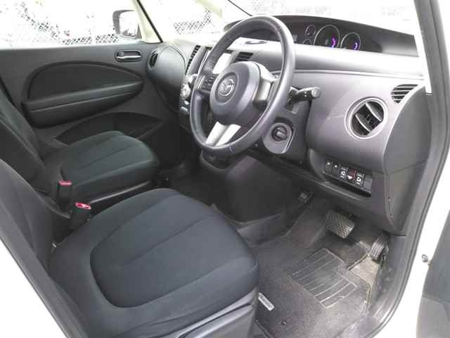 MAZDA BIANTE 2012
