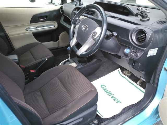 TOYOTA AQUA 2012