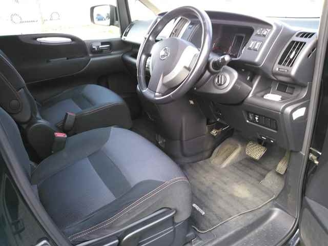 NISSAN SERENA 2009