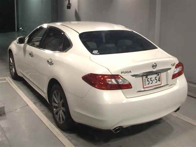 NISSAN FUGA 2014