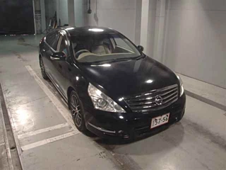 NISSAN TEANA 2011