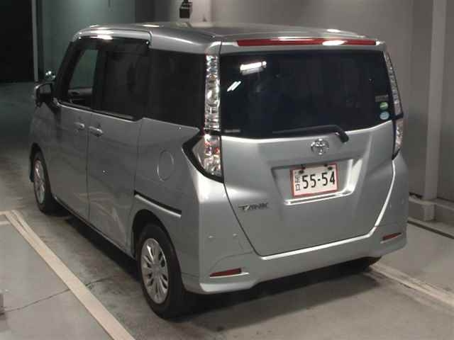 TOYOTA TANK 2018