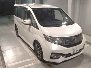 HONDA STEP WAGON 2016