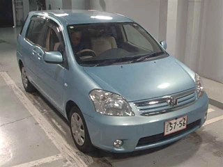 TOYOTA RAUM 2008