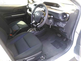 TOYOTA AQUA 2020