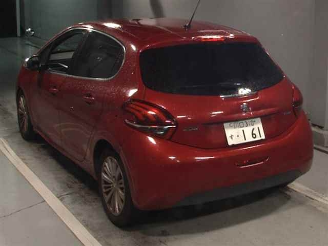 PEUGEOT 208 2017