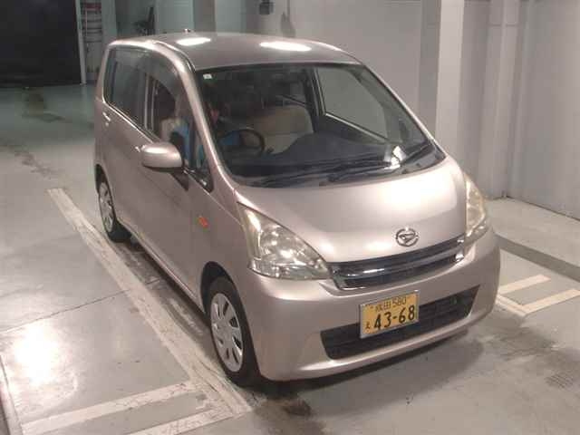 DAIHATSU MOVE 2011